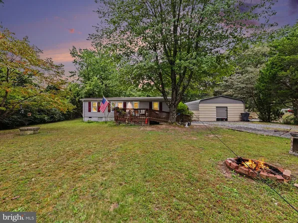 14044 Kennedy St, Woodford, VA 22580