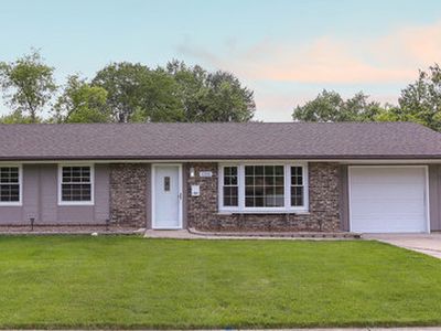 136 S Braintree Dr, Schaumburg, IL, 60193