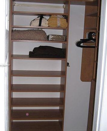 5th image of 936 Pennsylvania Ave APT 206