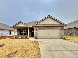 12640 Whitcomb Cir, Athens, AL 35613
