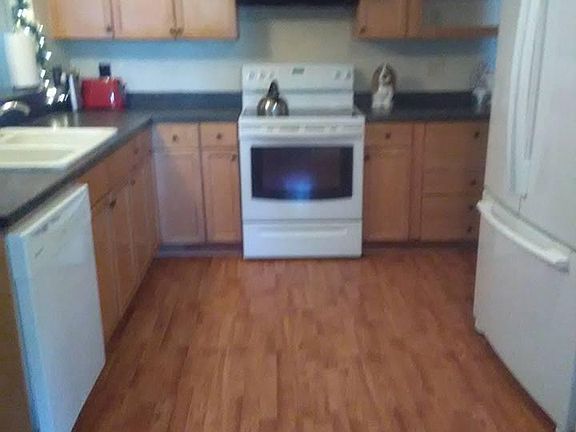5th image of 492 E La Salle Dr