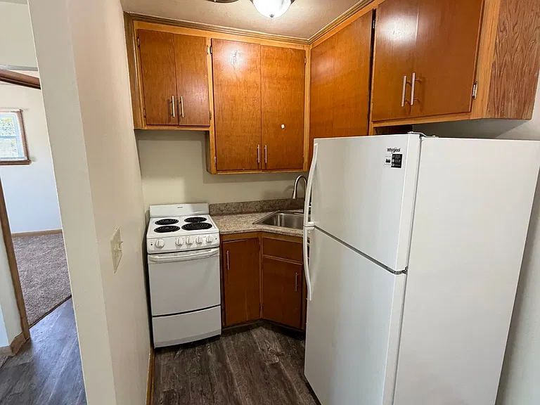 4944 W Forest Home Ave #4 — Photo 3