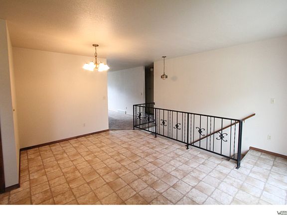 3rd image of 2093 Glasser Pl