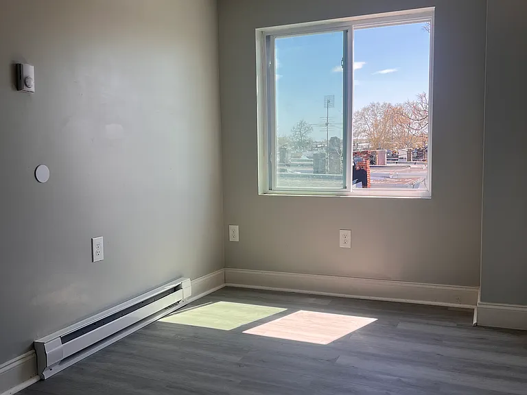 5708 Walnut St #2 — Photo 1