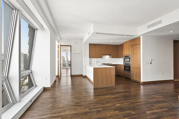 Rented by Compass | media 39