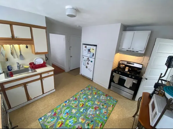80 Bristol Rd, Medford, MA