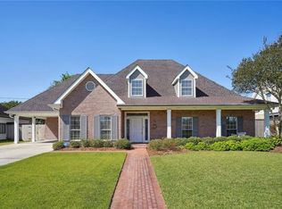 180 Commerce St, Gretna, LA 70056