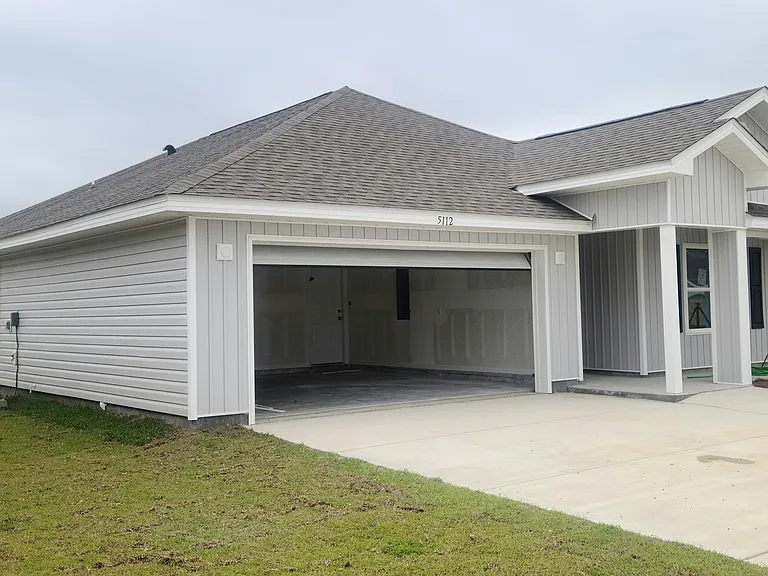 5112 Sienna Dr — Photo 2