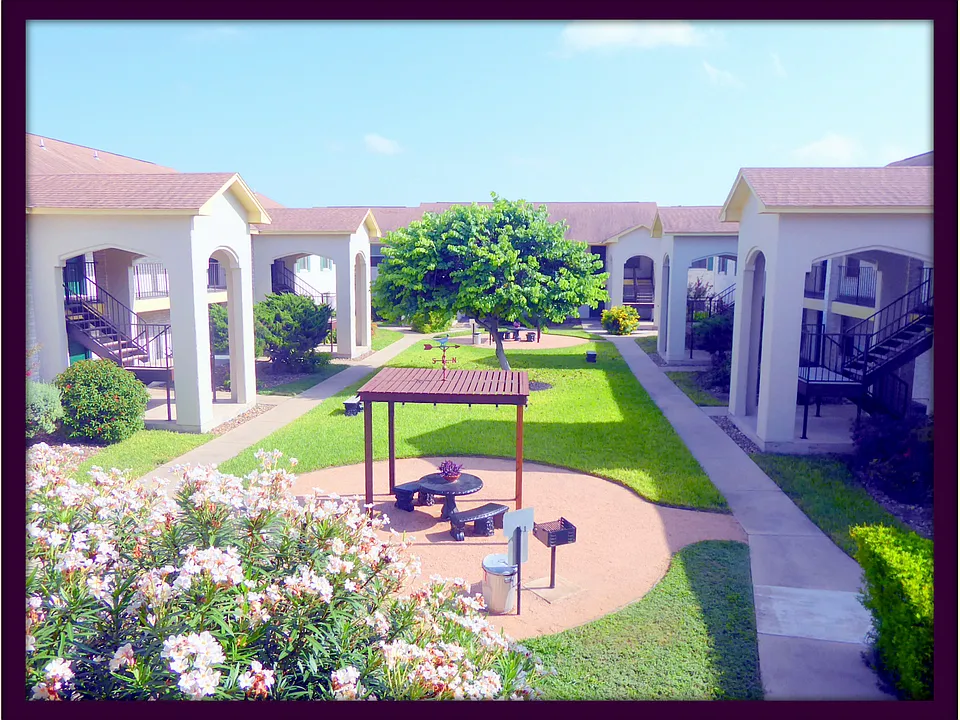 Paseo Del Sol