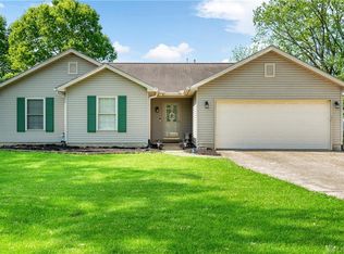 4713 Willowview Dr, Moraine, OH 45439
