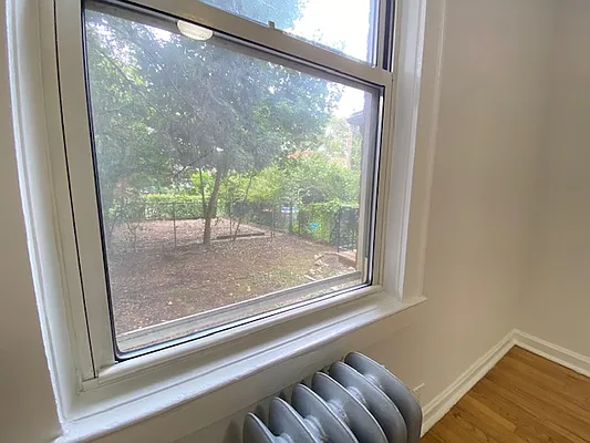 Rented by Douglas Elliman | media 20