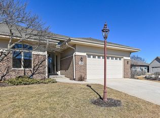 3400 Sequoia Cir, Waukesha, WI 53188