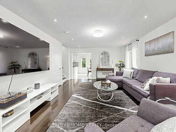 4th image of 178 Delbert Cir