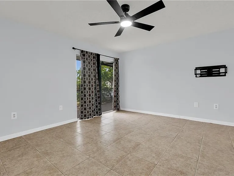 5713 Foxlake Dr #1 — Photo 18