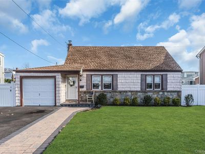 247 Division Avenue, Massapequa, NY, 11758