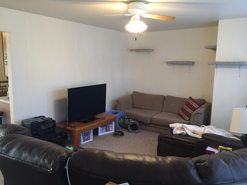 2nd image of 2030 Coronado St #2