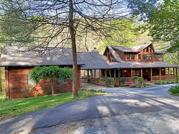 139 Deer Trl, Mineral Bluff, GA 30559