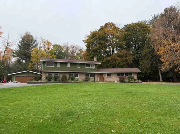 715 N Marion Ave, Janesville, WI 53548