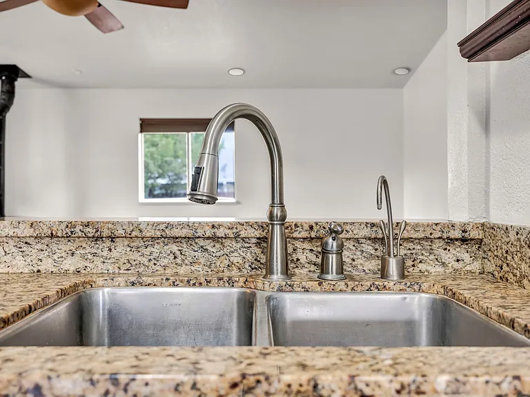 17575 Parrot Dr — Photo 8