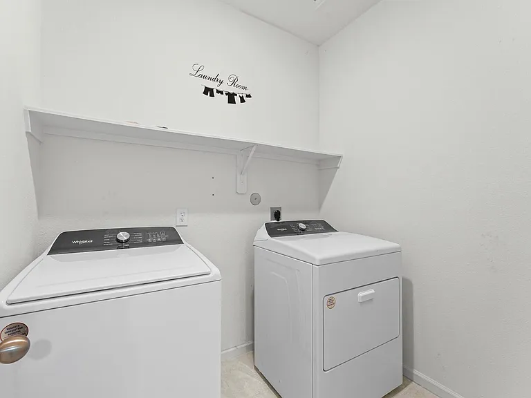 10132 Pappas Dr — Photo 12