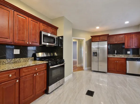 9 Nightingale St APT 2, Dorchester, MA 02124
