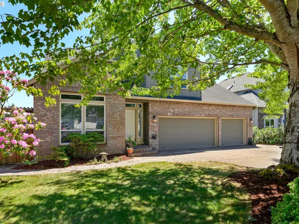17732 NW Pioneer Rd, Beaverton, OR 97006