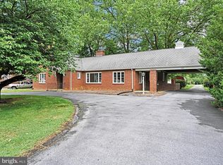 165 N Grant St, Manheim, PA 17545