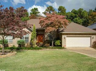 26 Calais Ct, Little Rock, AR 72223