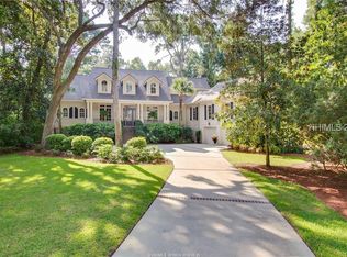 25 Willow Oak Rd, Hilton Head Island, SC 29928
