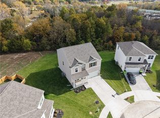 11021 E Ridge Ct, Peculiar, MO 64078