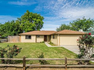 1205 Myrtle Ct, Lemoore, CA 93245