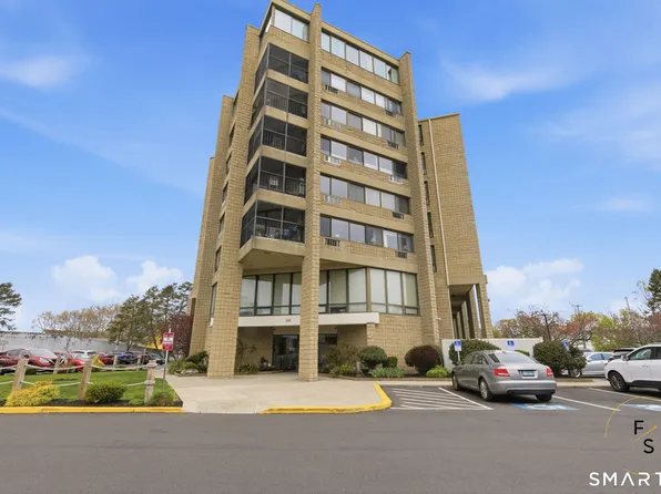 140 Captain Thomas Blvd Unit 307, West Haven, CT 06516