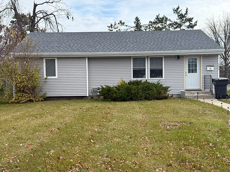 2606 Bemidji Ave N — Photo 17