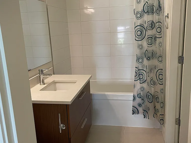 6033 Gray Ave #517 — Photo 9