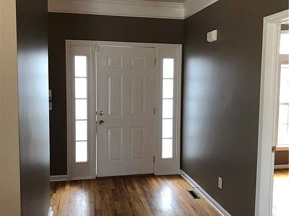 5th image of 5210 Hook Cir