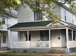 674 Clinton St, Defiance, OH 43512