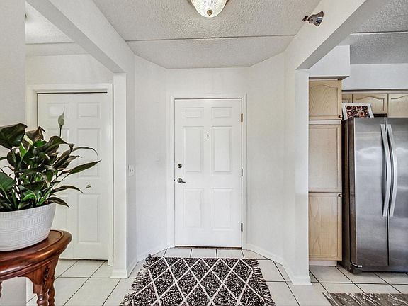 5th image of 7021 W Touhy Ave #401