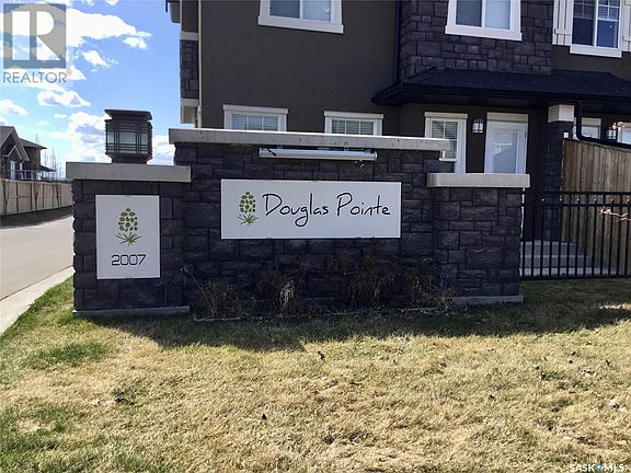 4th image of 2007 Pohorecky Cres Unit 205