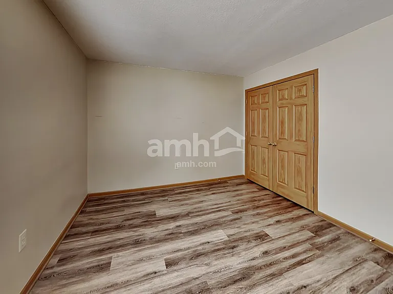 7194 Winterbek Ave — Photo 20