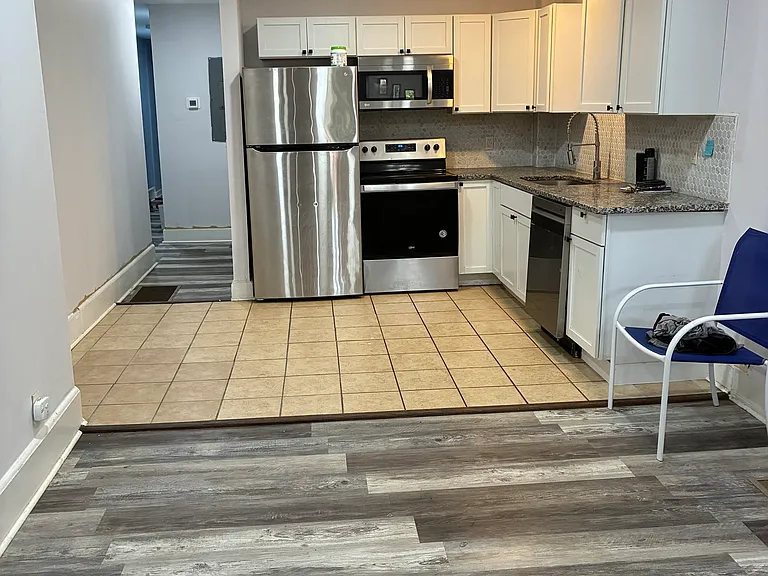 5033 Larchwood Ave — Photo 23