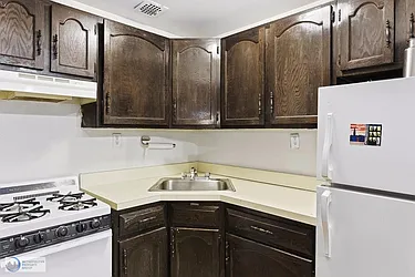 Rented by Metropolitan Property Group