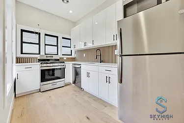 886 Bushwick Avenue, #1A