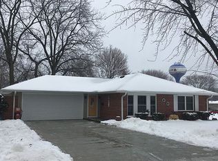 1210 Brigadoon Dr, Dixon, IL 61021