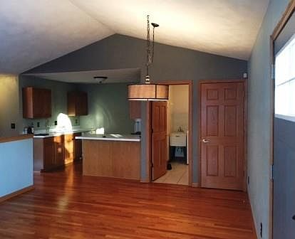 3rd image of 3984 Pepper Dr