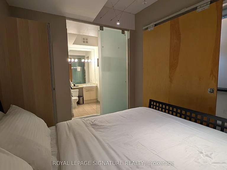 155 Dalhousie St #831 — Photo 28