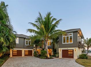 242 Oak Ave, Anna Maria, FL 34216