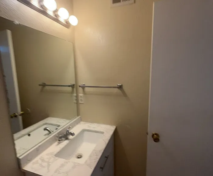 4316 Columbus Trl — Photo 2