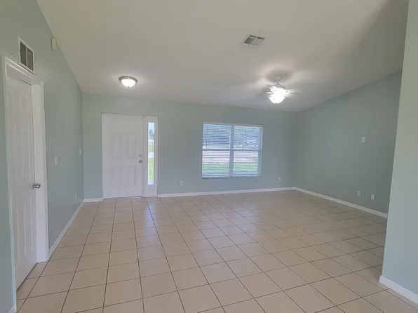 112 Viewpoint Dr, Lehigh Acres, FL 33972