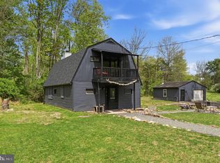 137 Cross Rd, Gilbertsville, PA 19525