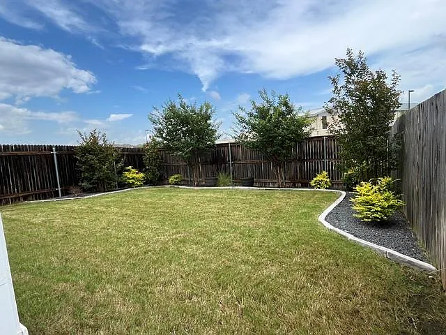529 Peace Dr — Photo 25